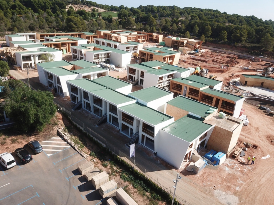 94 módulos + Suites Lujo - imagen 9